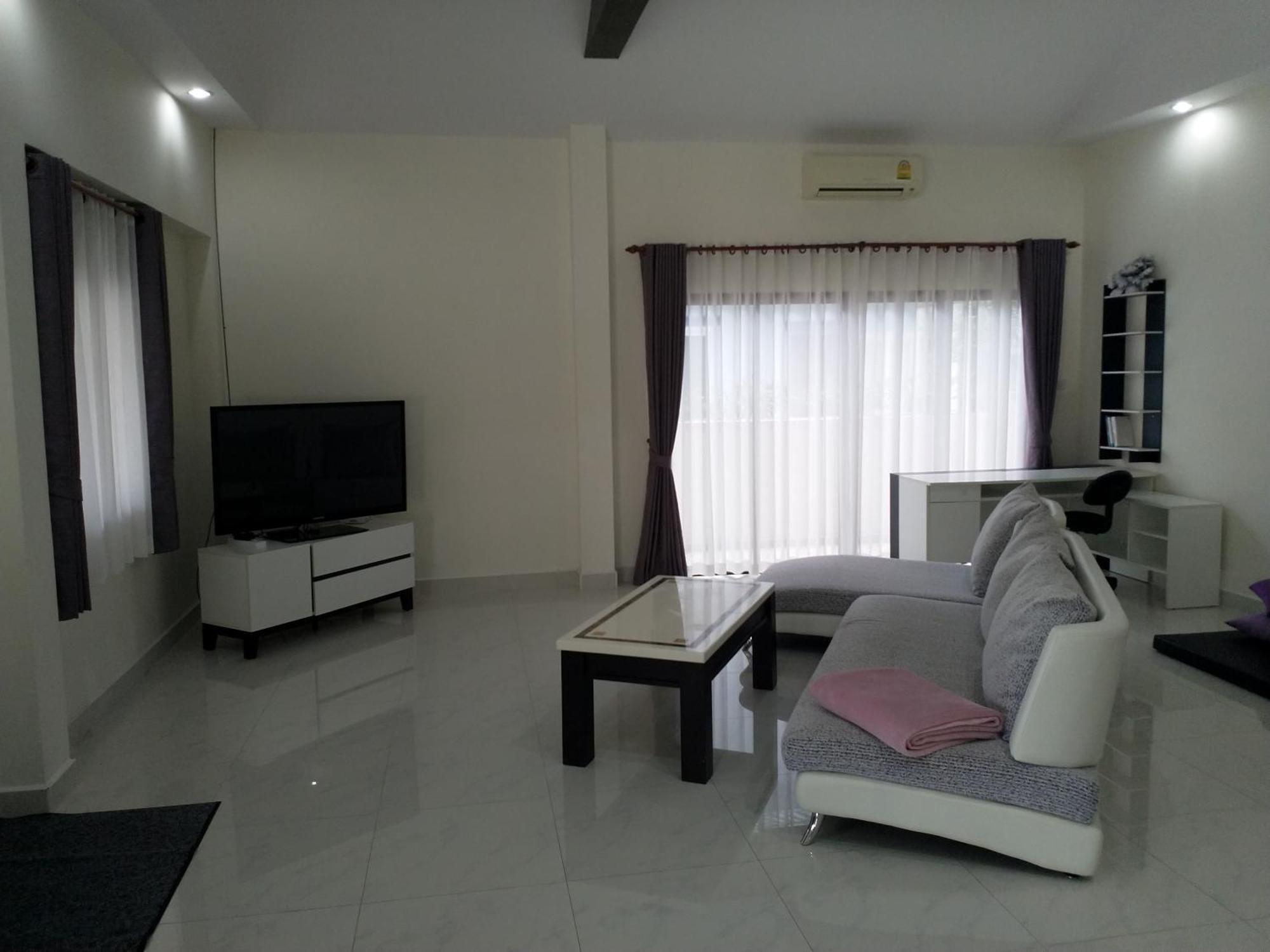 Maks Villa На Джомтиен Екстериор снимка